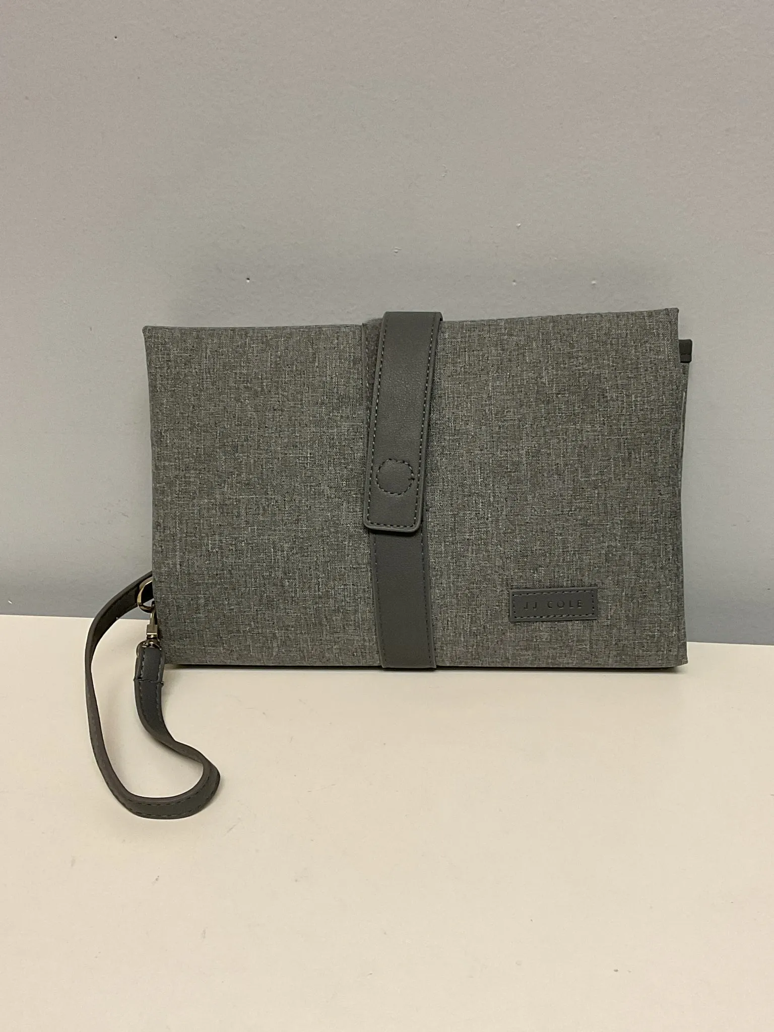 JJ Cole Gray Maternity Diaper Bags